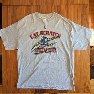 Detroit cat scratch fever 2006 perfect condition size XL on Lee sports tag